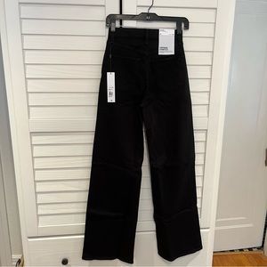 Joe’s Jeans The Mia High Rise Wide Leg Black
